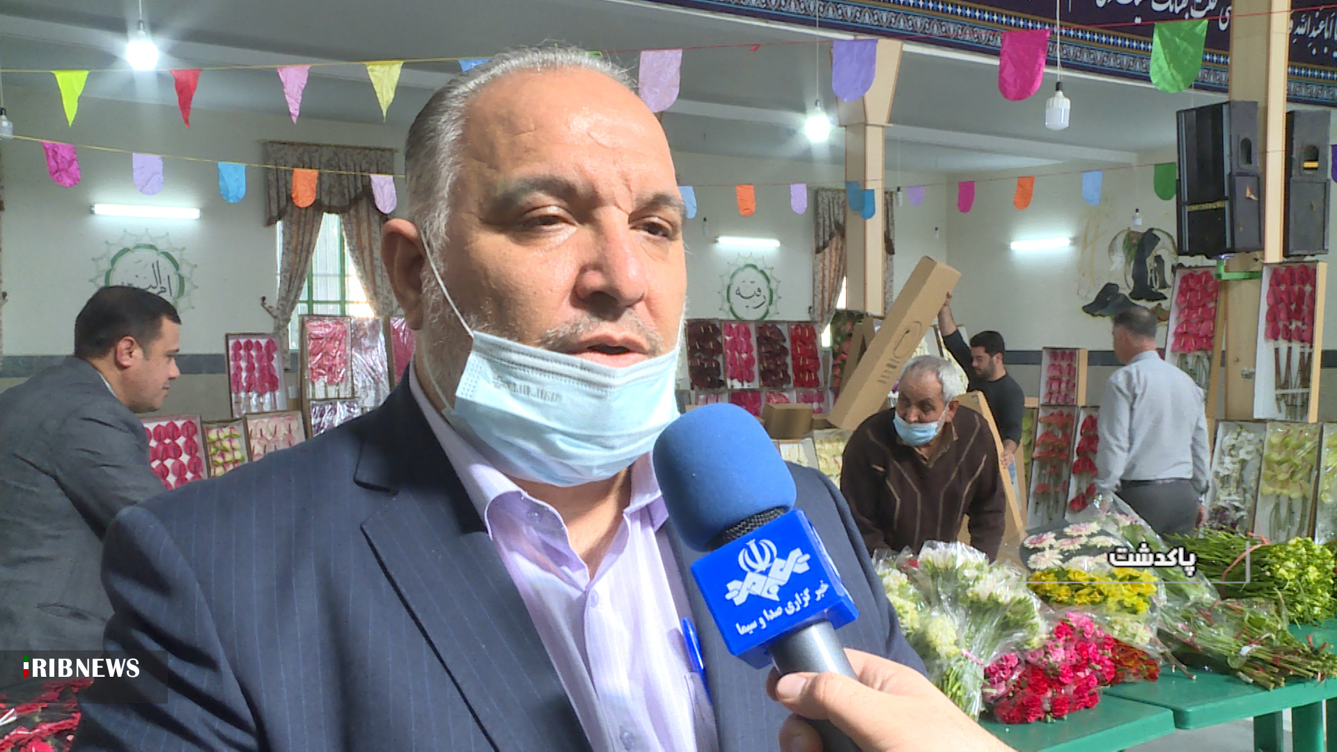 مسجد مقدس جمکران با گلهای پاکدشت گل ارایی میشود