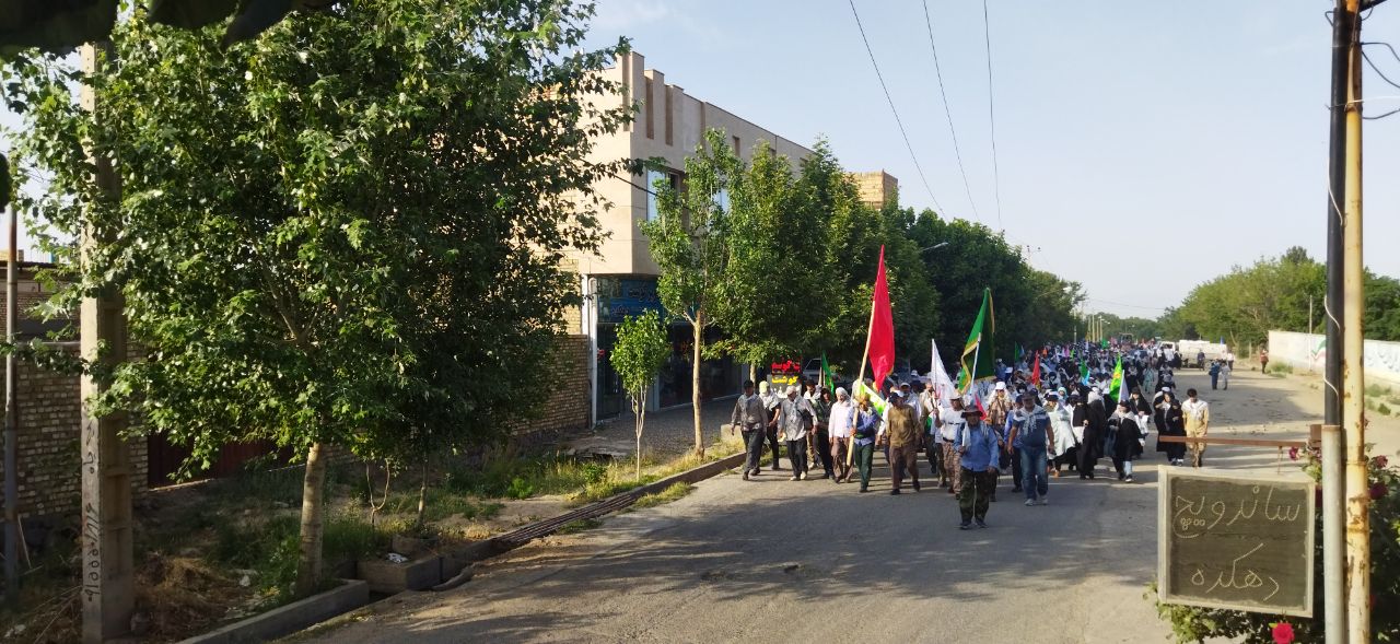 اعزام کاروان پیاده روی استان البرز از روستای باغشن شهرستان زبرخان به حرم مطهر رضوی