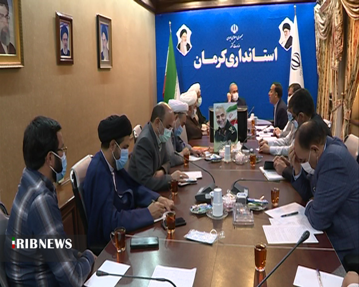 بررسی نقاط قوت و ضعف برگزاری نماز در ادارات کرمان