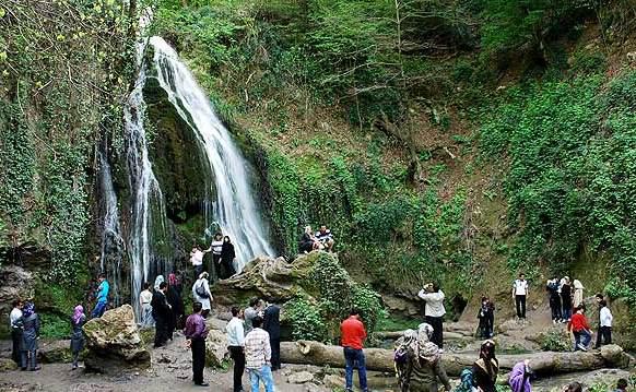 برخورد پلیس گیلان با بیش از ۵۰ گروه گردشگری بدون مجوز در رودبار