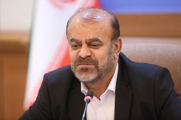 دستور وزیر راه برای آغاز عملیات اجرایی ۲۰ هزار واحد مسکونی در اصفهان