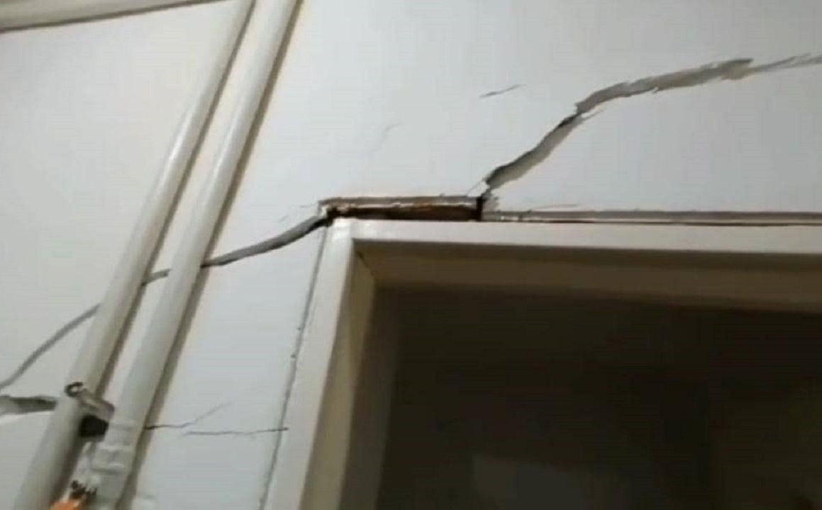 ساختمان مسکن مهر نظرآباد خطر ریزش ندارد
