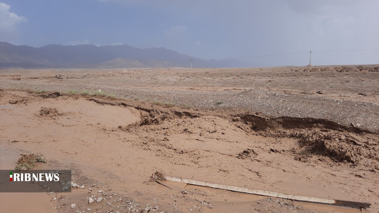 خسارت سیل و رواناب به ۳محور روستایی شهرستان طبس