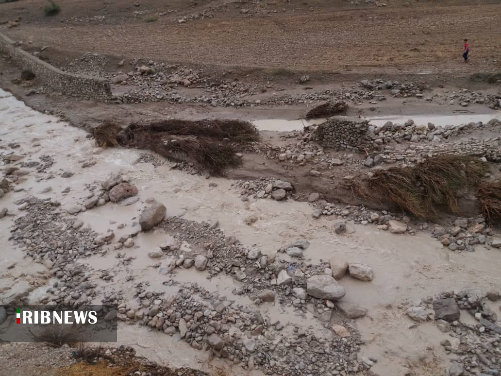 قطع شدن راه ارتباطی به روستای دهلی در کازرون