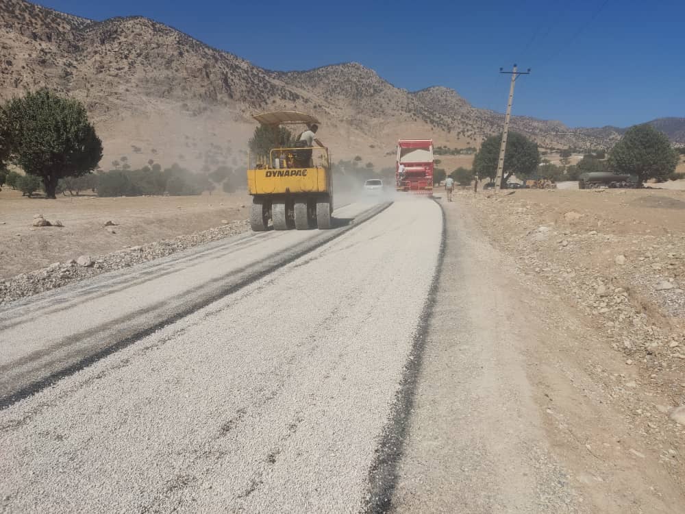 آسفالت محور روستایی کهرلا شهرستان دزپارت فیلم