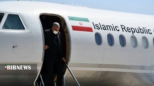 وزیر بهداشت وارد خرم آباد شد