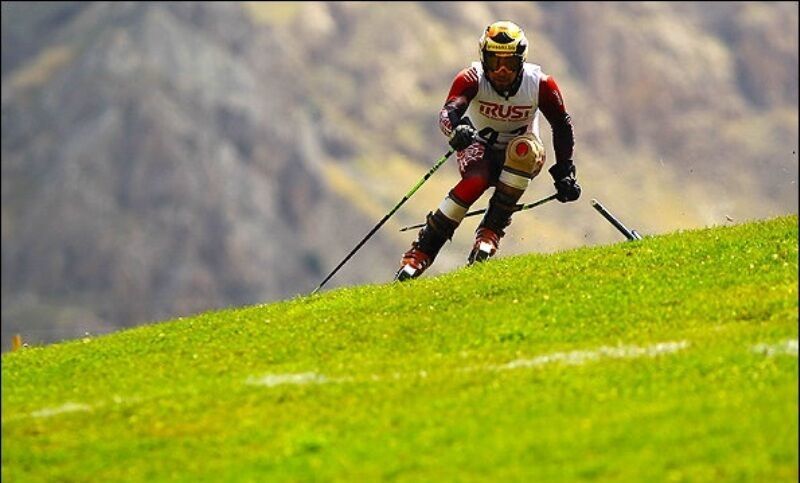 رقابت های جام جهانی اسکی روی چمن به میزبانی دیزین آغاز شد